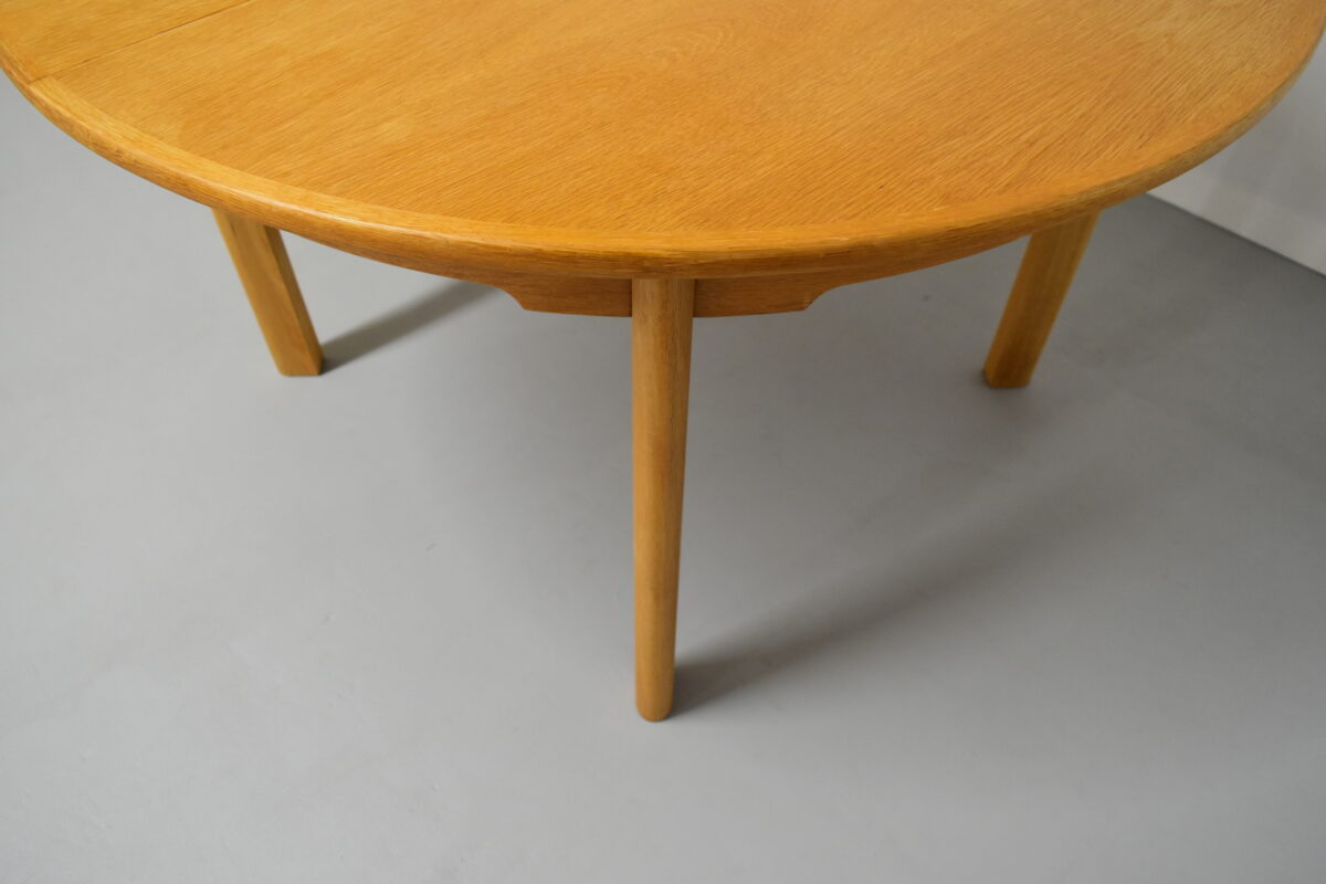 ラウンドテーブル/ダイニングテーブル/エクステンション/オーク - 橋本