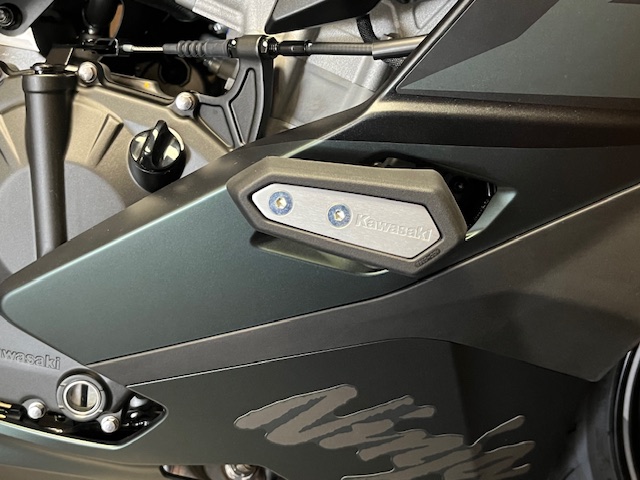 Ninja ZX-4R 2025年モデルBIKETOBER FESTAでも予約受付中！！｜バイク