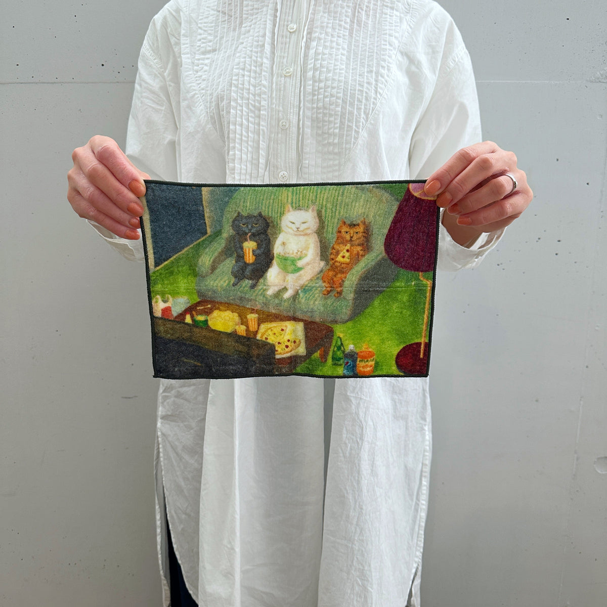 MANGO ART]「ねこの暮らし」 by カマノレイコ タオルハンカチ