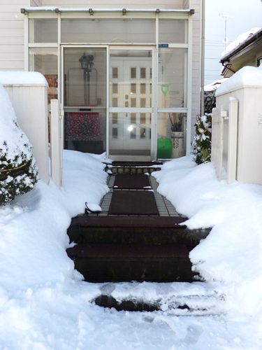 融雪マット「雪国の春」|株式会社太平商事｜面倒な除雪をしなくとも雪