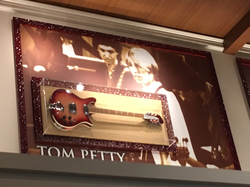 Hard Rock Cafe Tokyo Uyeno-eki | Heartbreaker's Japan Party