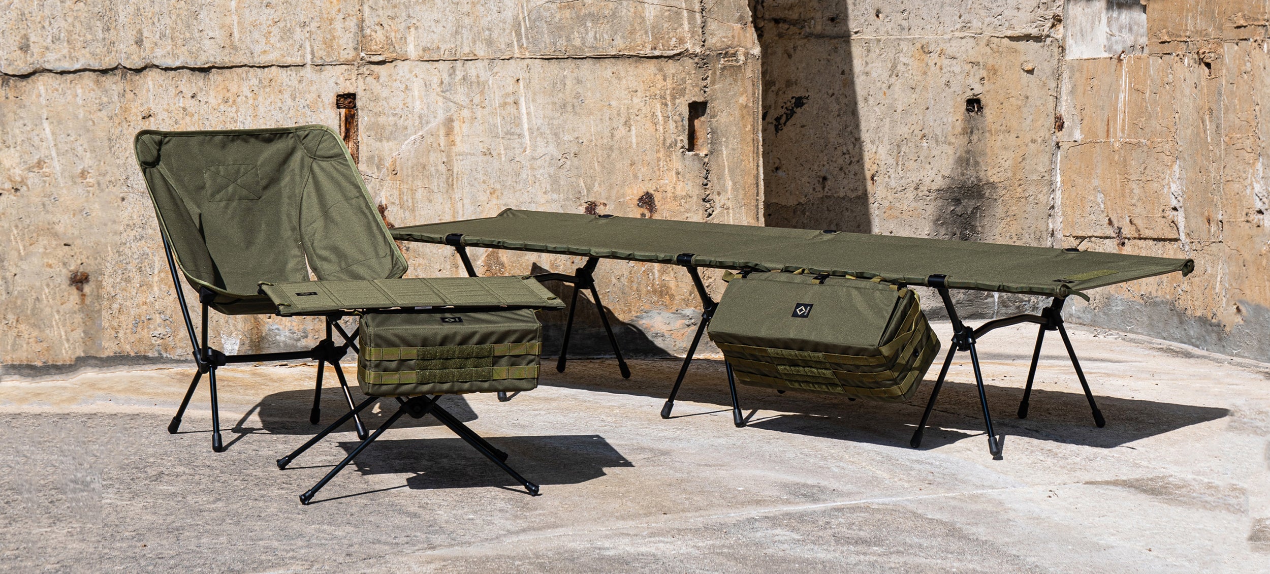 Table -Tac.- – Helinox Japan