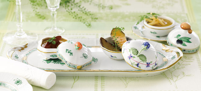 ウィーンの薔薇・シンプル・ピンク] ボンボン入れ イチゴ