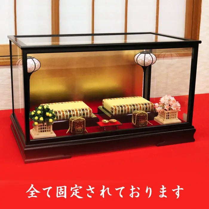 猫よけ対策！手に取れるお雛様をガラスケースに保存の雛人形！【弥生雛