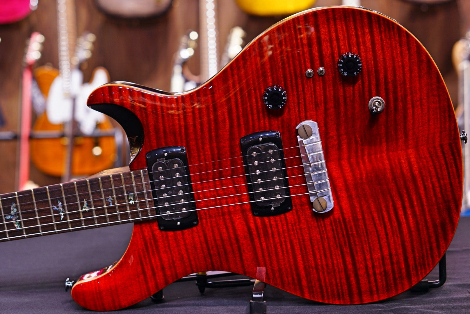 PRS SE Paul's Guitar - Fire Red