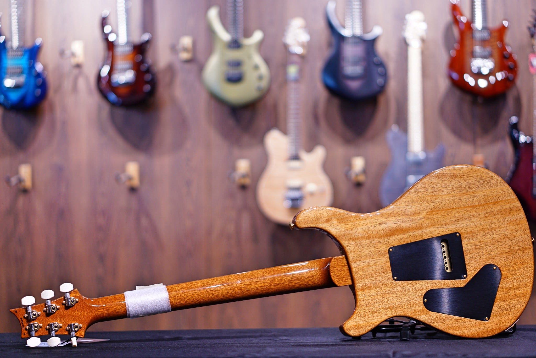 PRS 35th Anniversary Custom 24 - Fire Red / Gray Black Fade 10 top 032