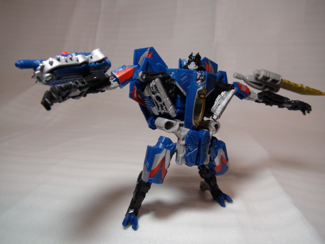 トランスフォーマーダーク・オブ・ザ・ムーン DD-08サンダークラッカー