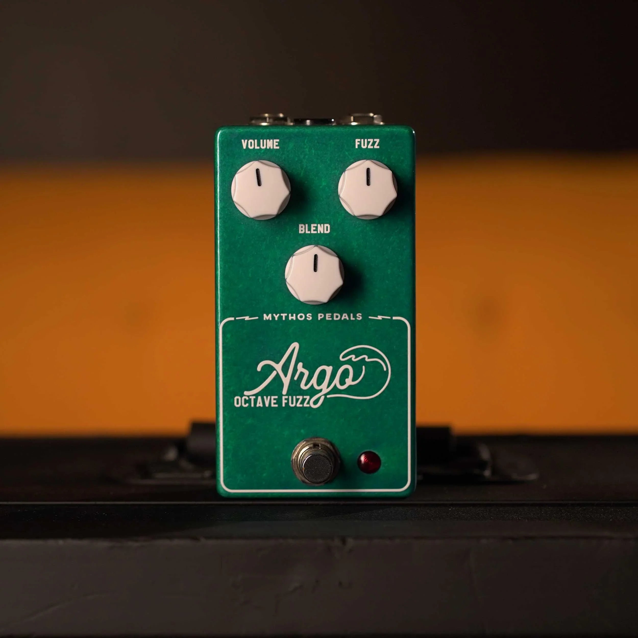 Mythos Pedals Argo Octave Fuzz – High Voltage Guitars