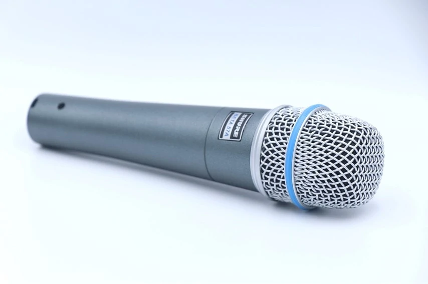 横浜マイクロホン sakuraをレビュー。レスポンスが良い、高解像度の