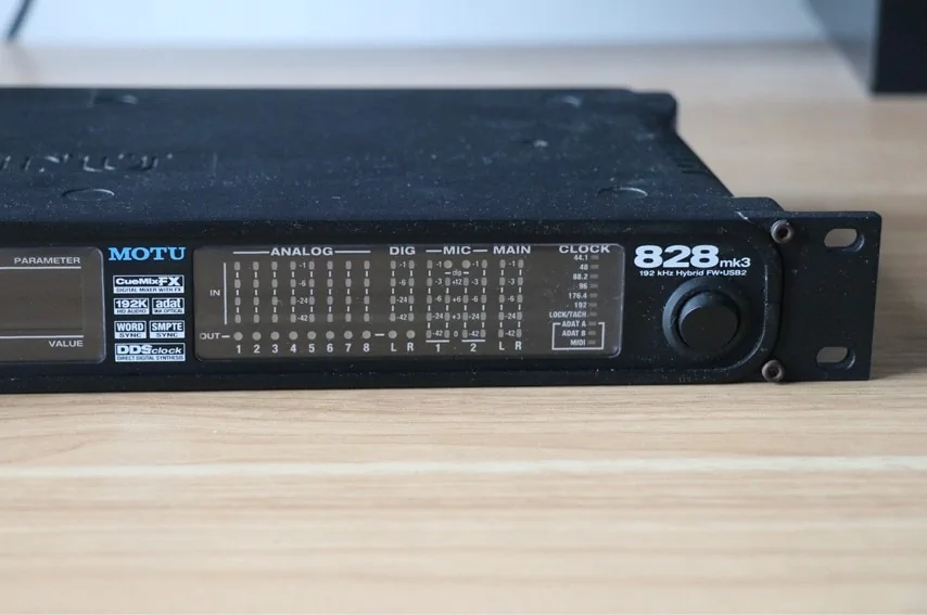 MOTU 828mk3 Hybridをレビュー。音質はプロレベルだがWindowsとの相性