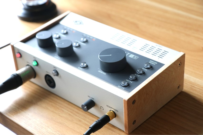 Universal Audio Volt 476をレビュー。アナログコンプレッサー搭載の4