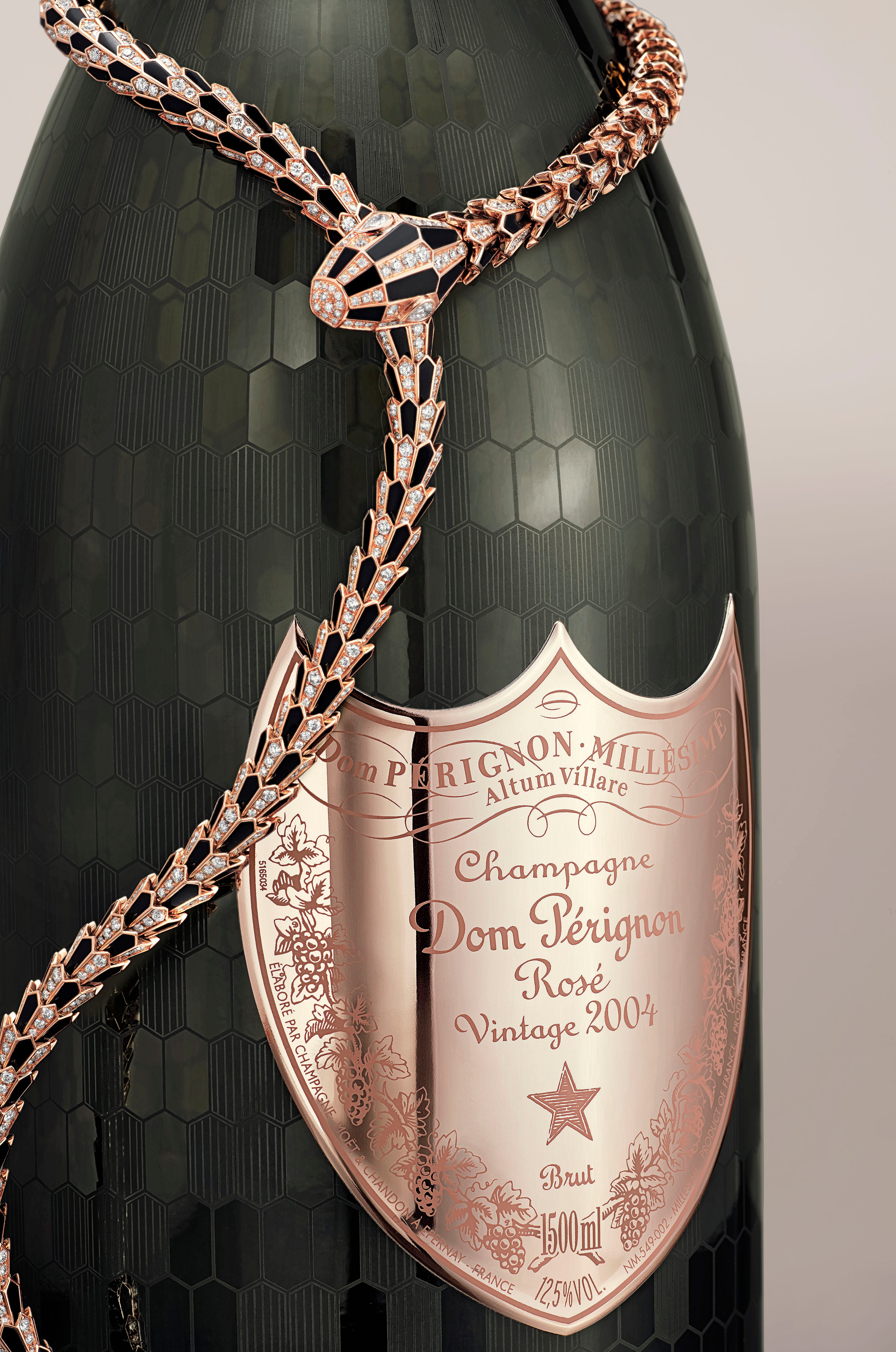 close-up-02-1614057914.jpg?