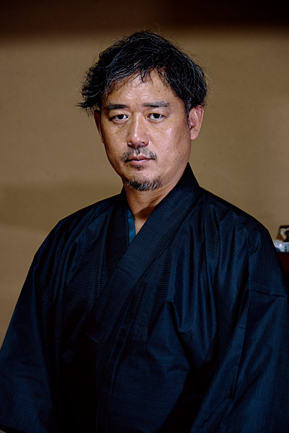 香を「聞く」文化、香道の世界。志野流香道二十一世家元継承者、蜂谷宗