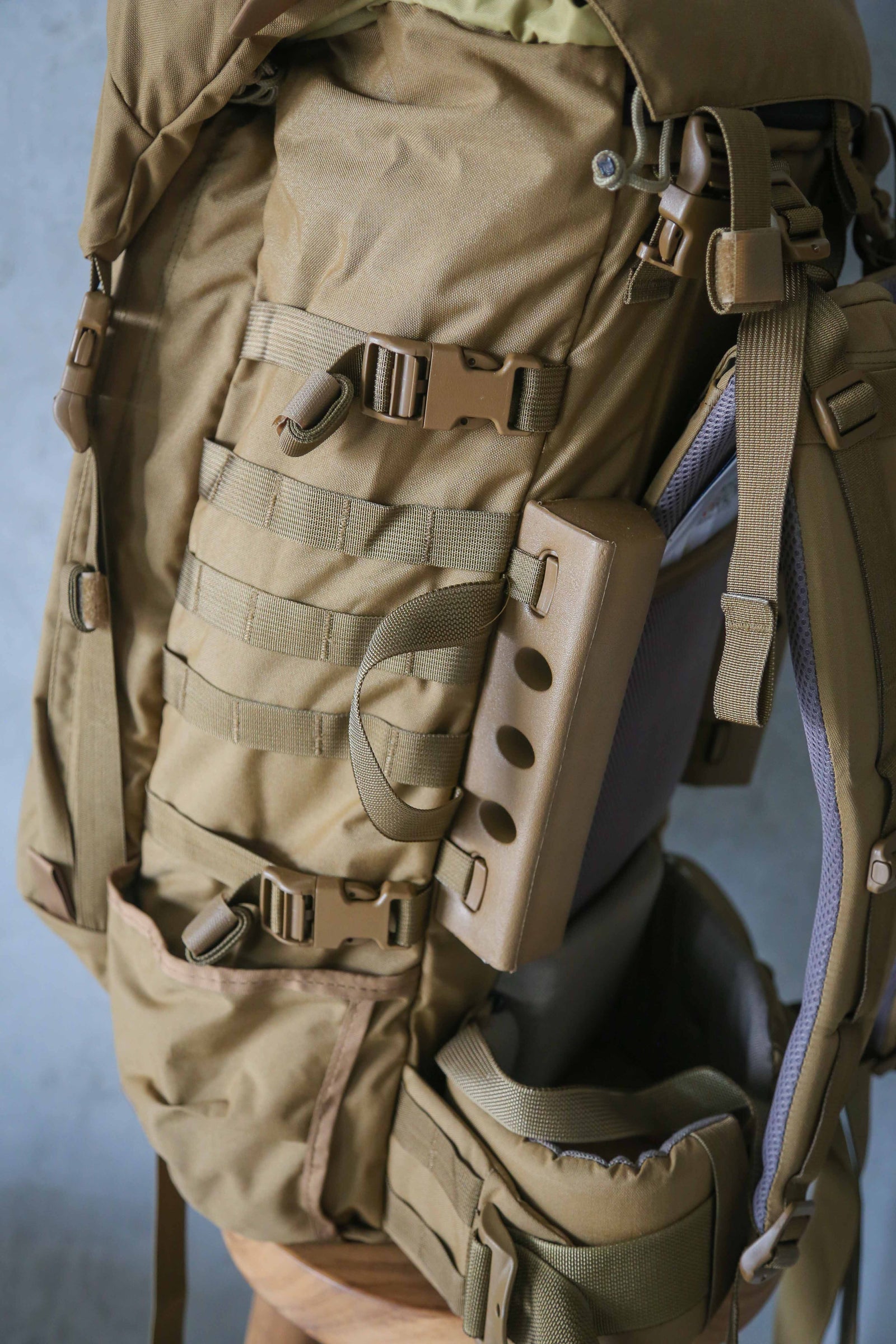 Mystery Ranch SATL in Coyote – HitchHikers SG