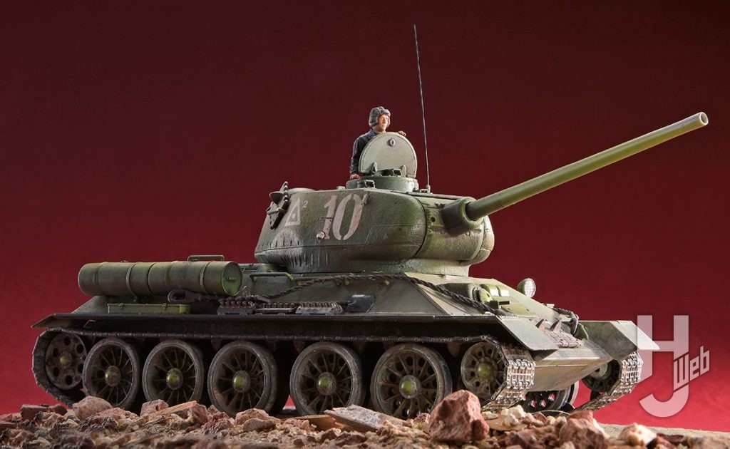 RUSSIAN MEDIUM TANK T-34-85 – Hobby JAPAN Web