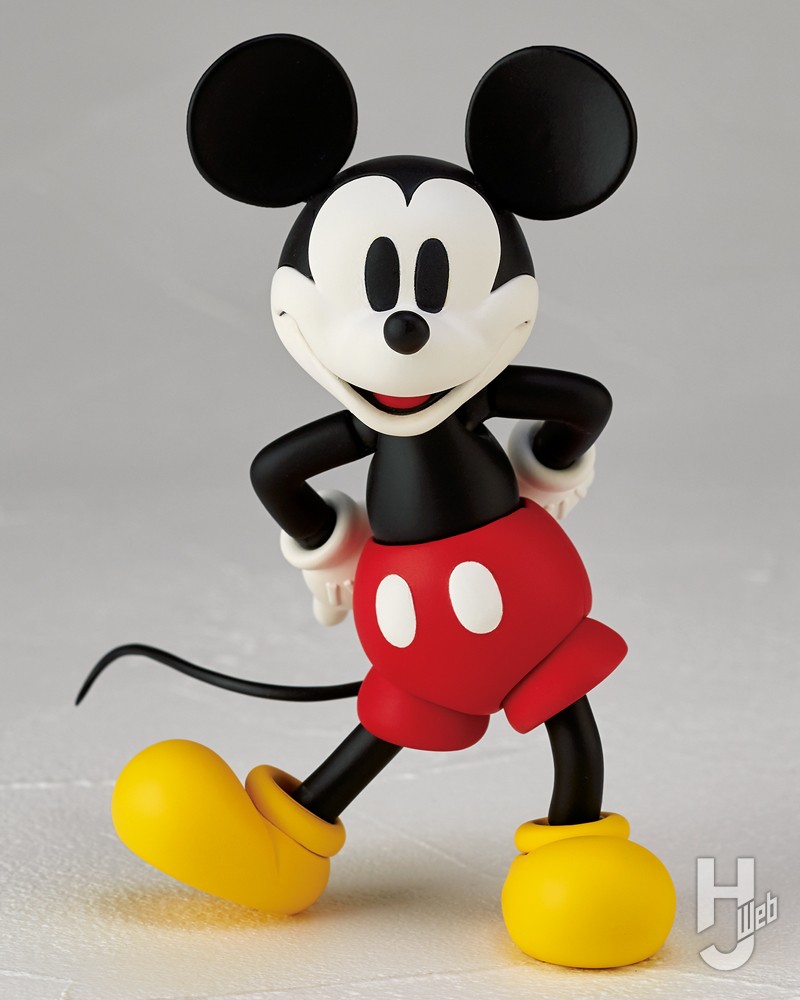 世界中に愛され続ける人気者！ミッキーマウスがカラー違いで同時発売