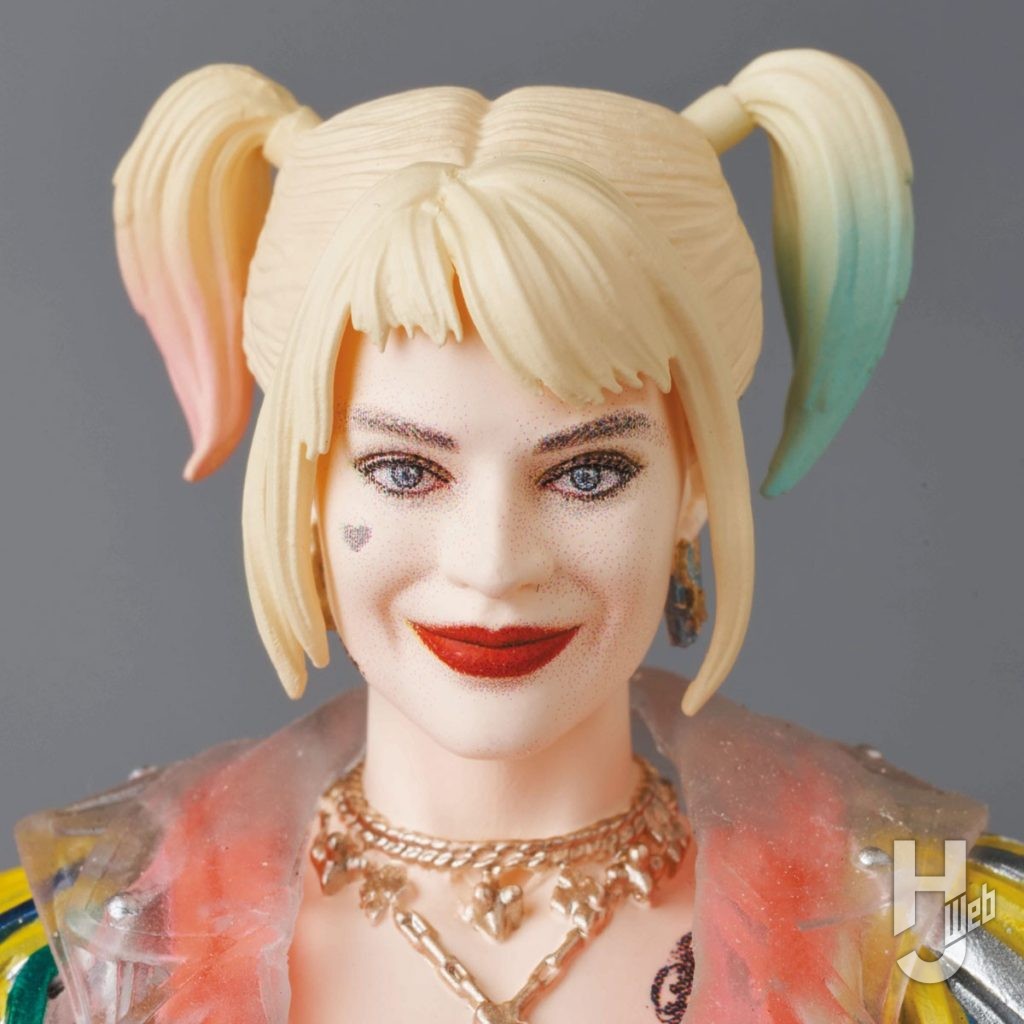 MAFEXにクリアージャケット版ハーレイ・クイン登場 – Hobby JAPAN Web