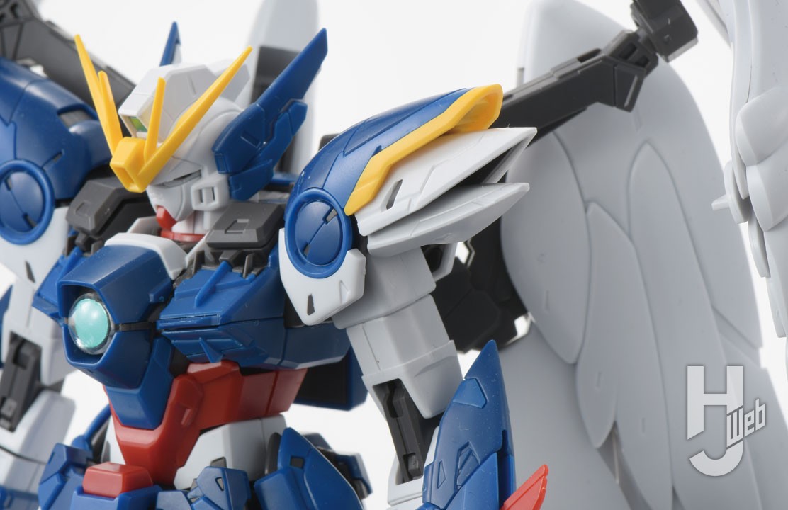 傑作キット「MGウイングガンダムゼロ EW Ver.Ka」をベースに仮想“MG