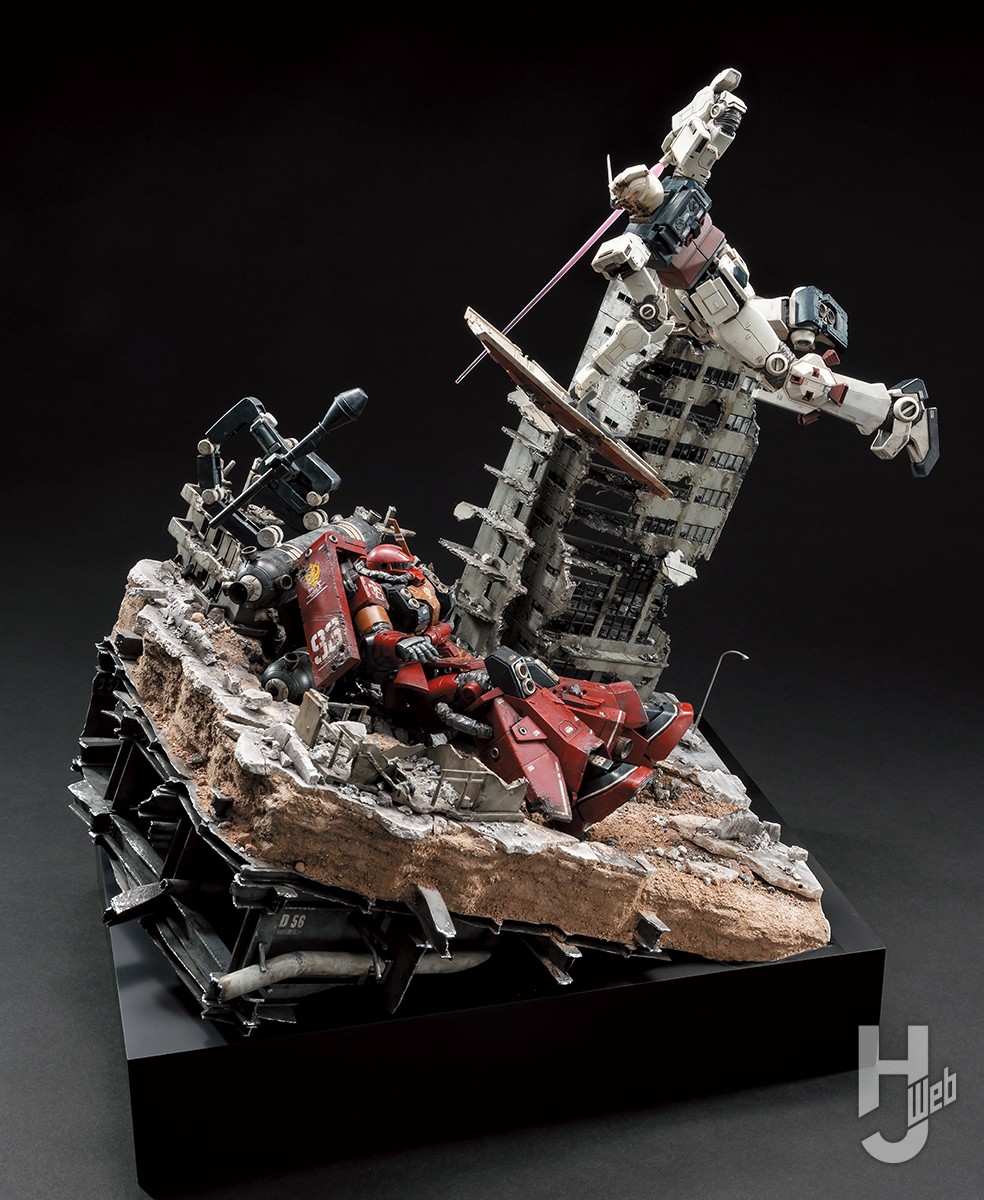 サンダーボルト宙域でのクライマックスシーンを大迫力ディオラマで製作