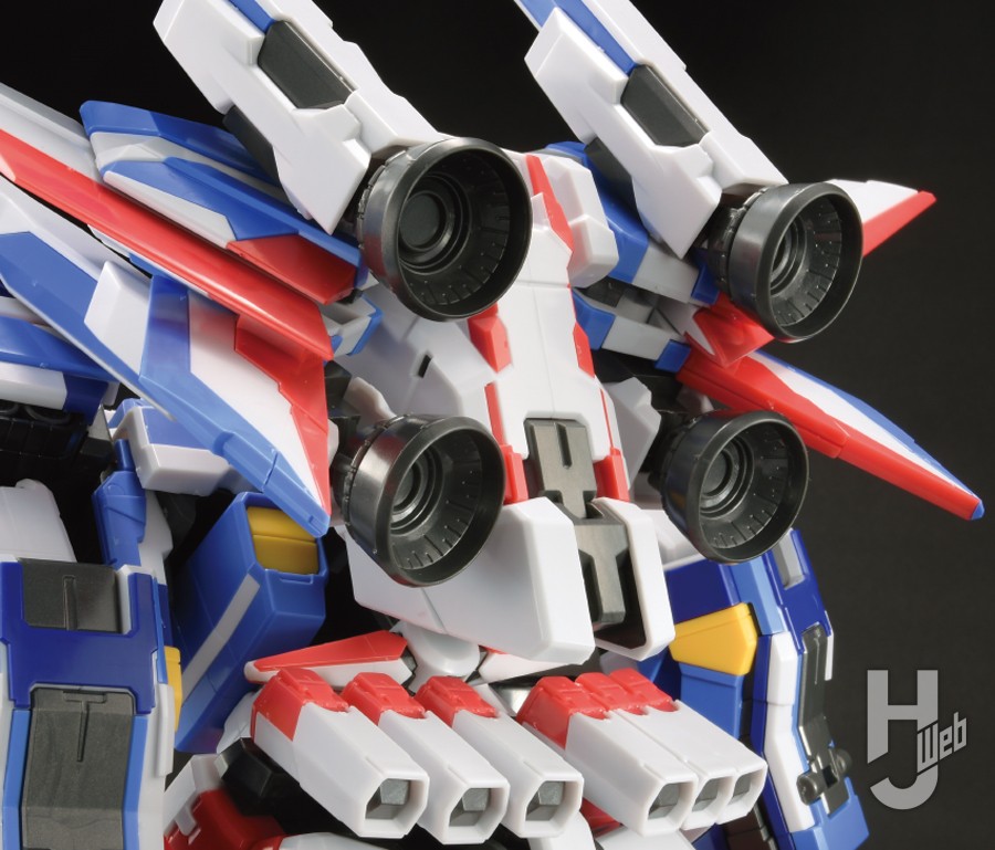 SMP バンプレイオス」大フィーチャー！ 成型色状態のサンプルで可動や