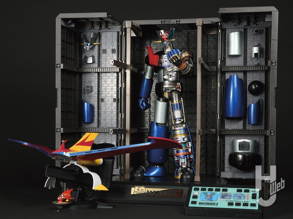 ついに明日発売!!「DX超合金魂マジンガーZ」の巨大パッケージ最速公開