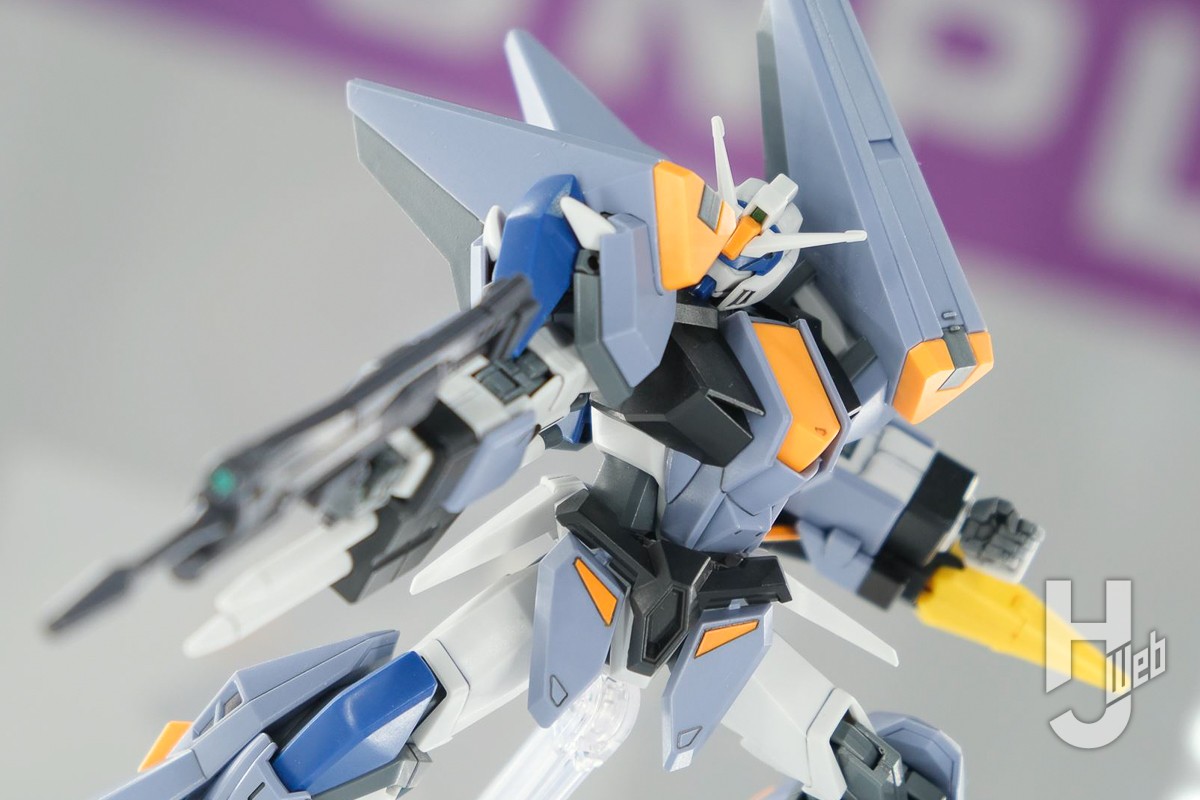 デュエルブリッツガンダムやライトニングバスターガンダムなどガンプラ