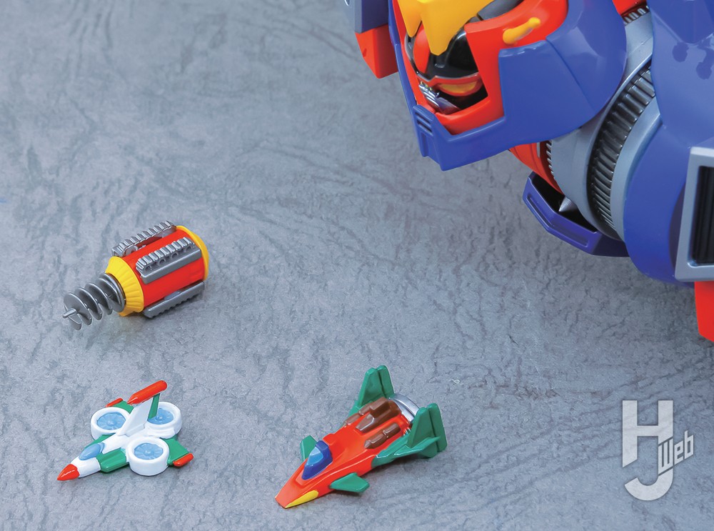 不可能と思われた「空爆モード」から「グロイザーロボ」への完全変形を