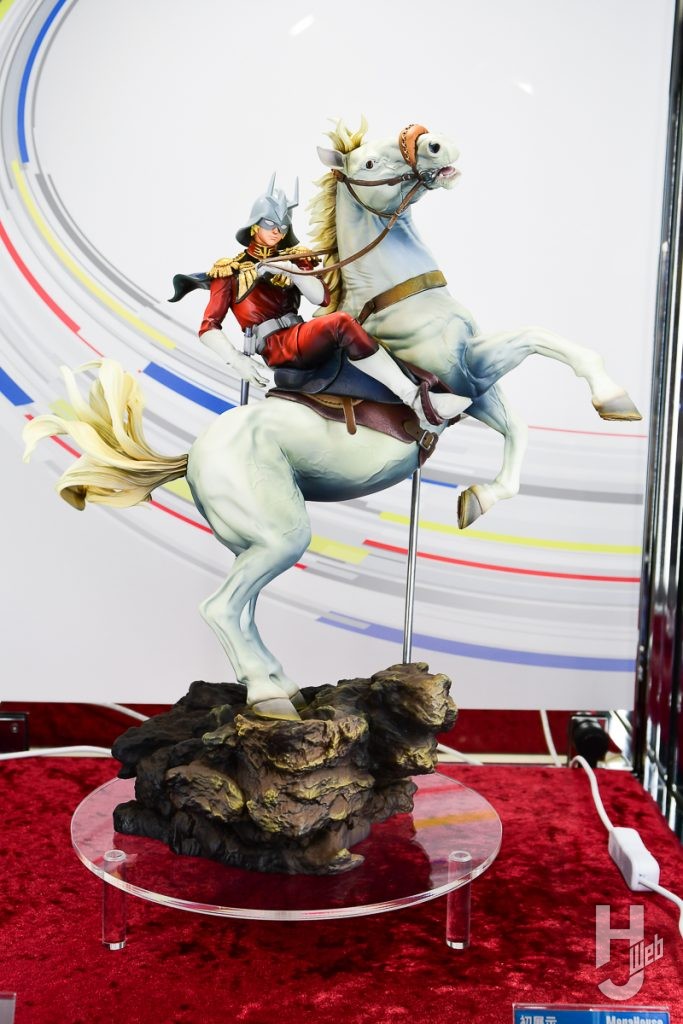 P.O.P「火災のキング」、GGG-DX「シャア・アズナブル」、MEGATOON