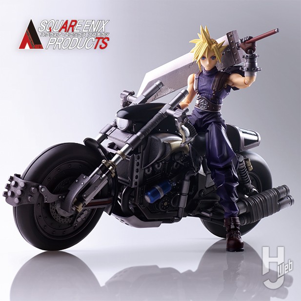 FF7』の設定画を再現！クラウド＆バイク「ハーディ＝デイトナ」が