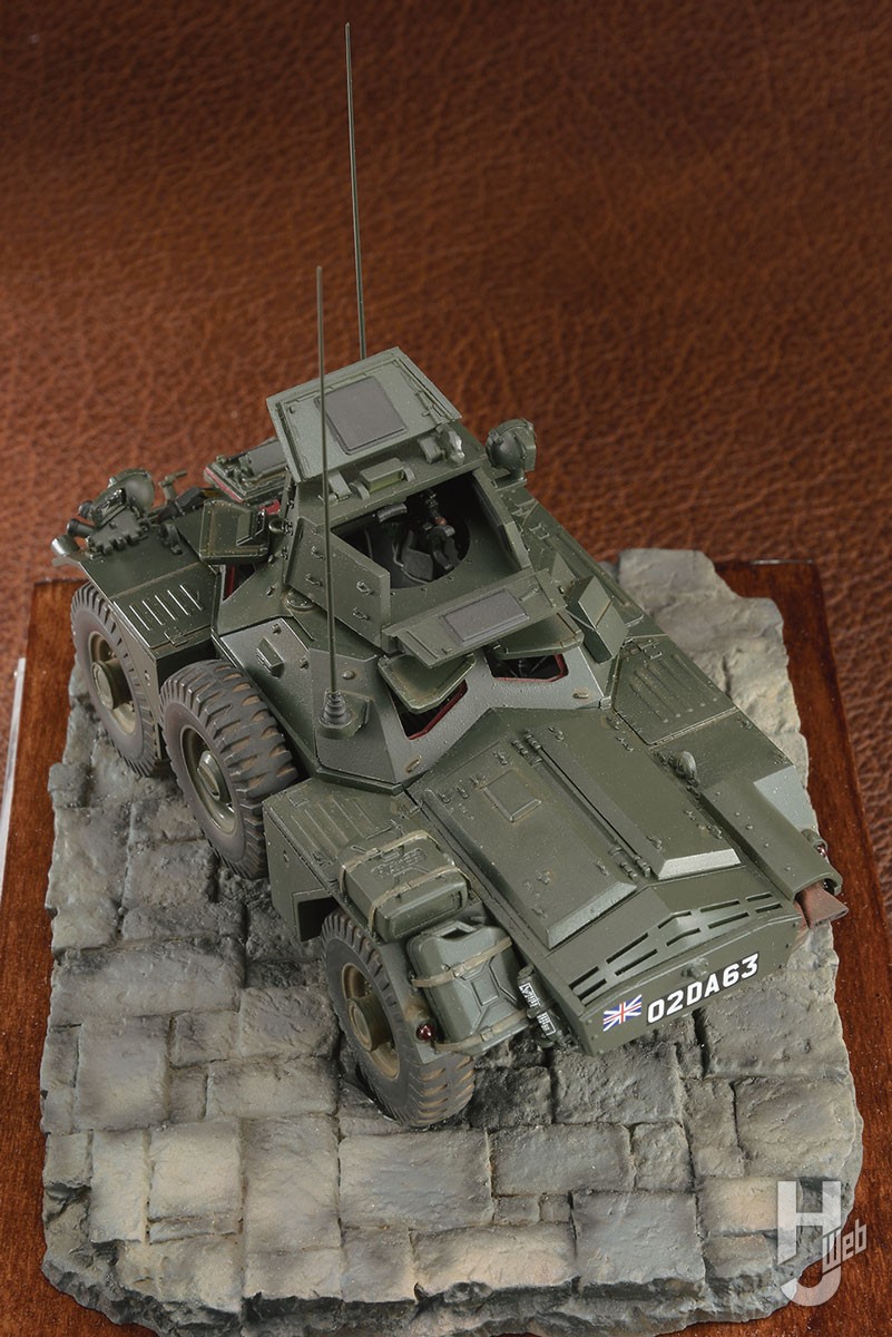 エアフィックス「フェレット装甲車 Mk.2」に内部インテリアを
