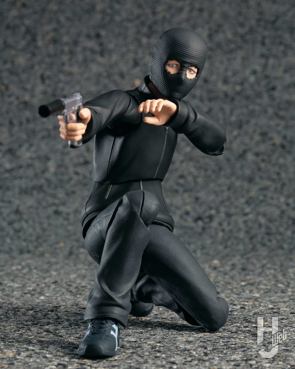 アニメ『ザ・ファブル』より主人公「佐藤明」が登場。表情豊かな