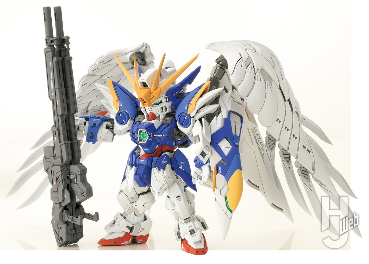 可変機構搭載の「MGSD ウイングガンダムゼロ EW」をシャープに、美しく