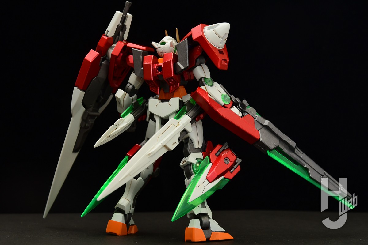 GX クリアルージュ」でカッコいいメタリックレッドをきめる！「HG