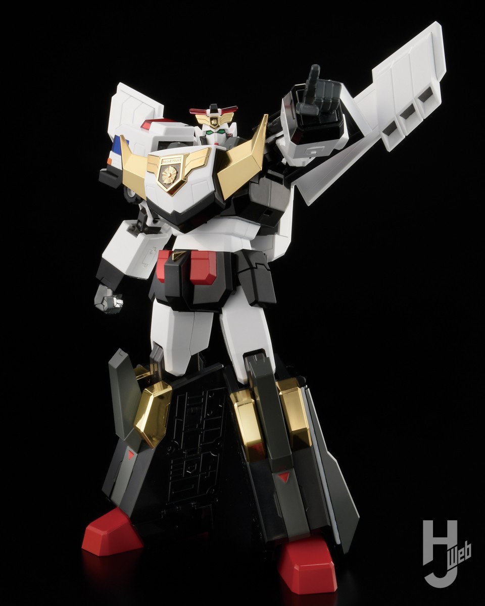 合体変形を見事再現！巨大ロボ・ジェイデッカーがアクション合金に参戦