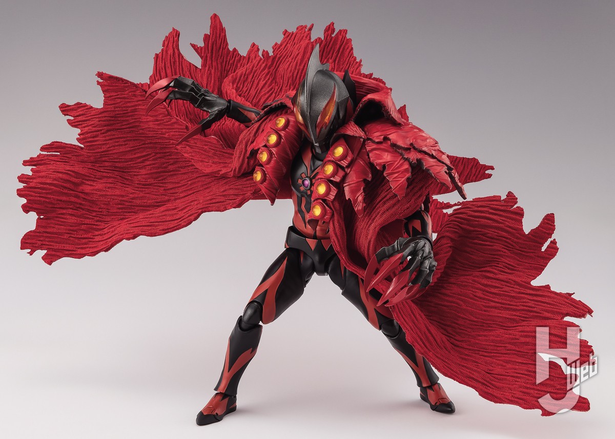 カイザーベリアル」がS.H.Figuartsに降臨！ポーズに合わせて可変できる