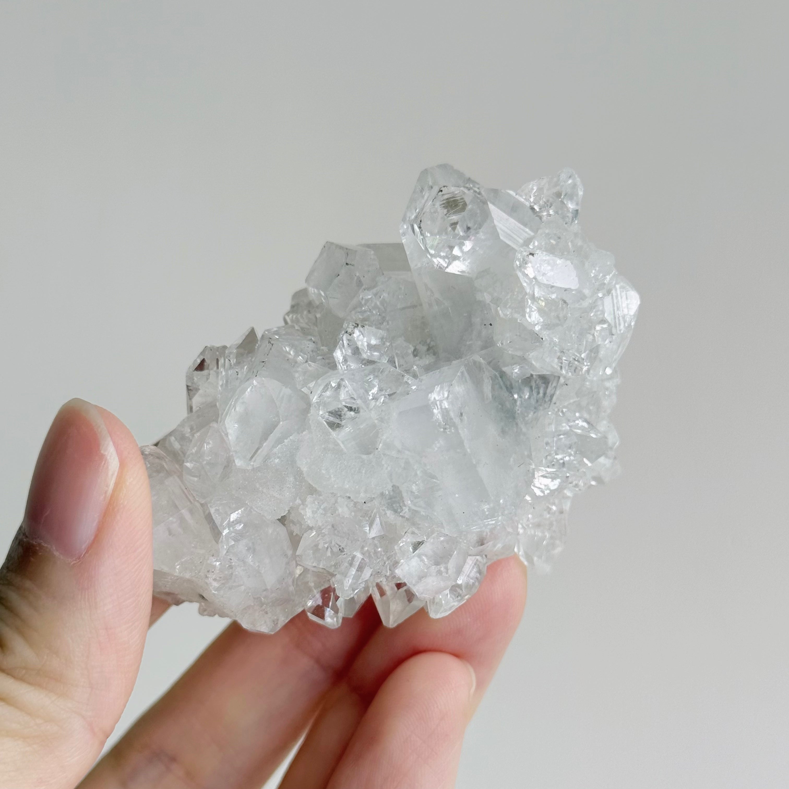 精品印度綠魚眼石原石 プレミアムインディアングリーンアポフィライト