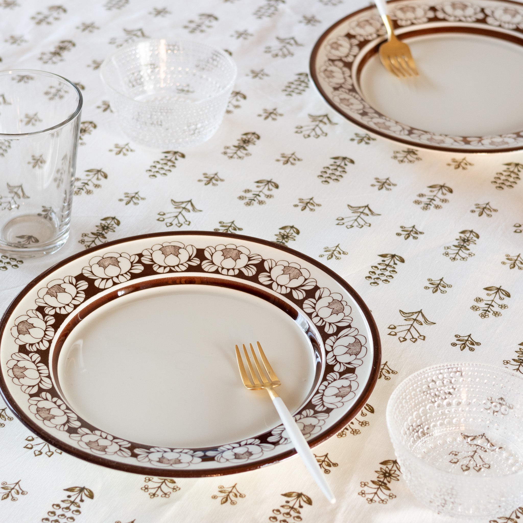 katrilli (カトリーリ) plate 26.0cm / arabia (アラビア) – 北欧