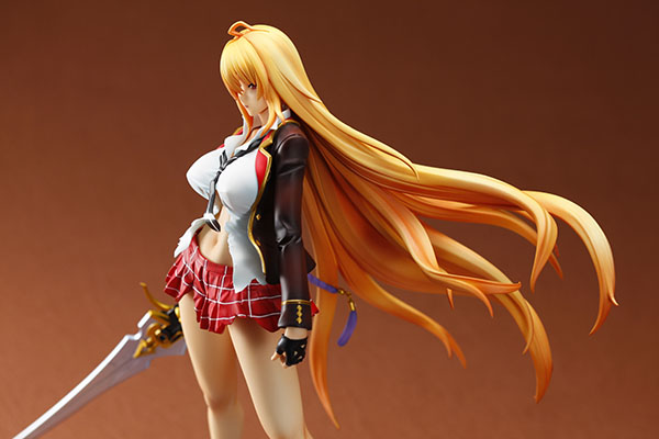 1/7スケールフィギュア 敷島魅零【VALKYRIE DRIVE -MERMAID-】 | 電撃