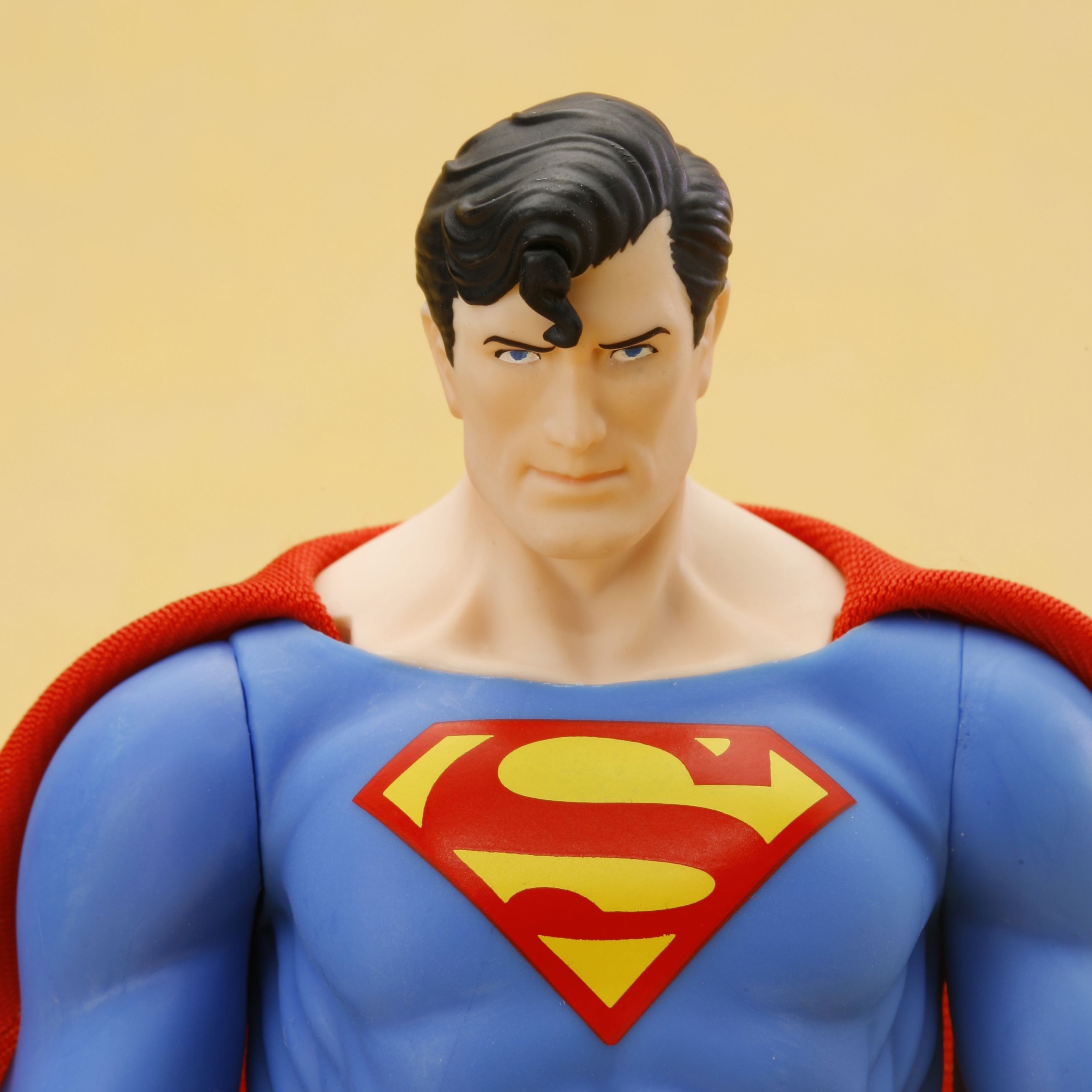 ARTFX+」シリーズの新作は「スーパーマン クラシック」！ | 電撃ホビー