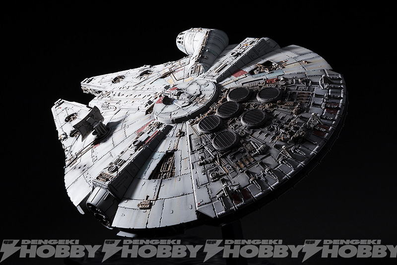 スター・ウォーズ／フォースの覚醒』ミレニアム・ファルコンの