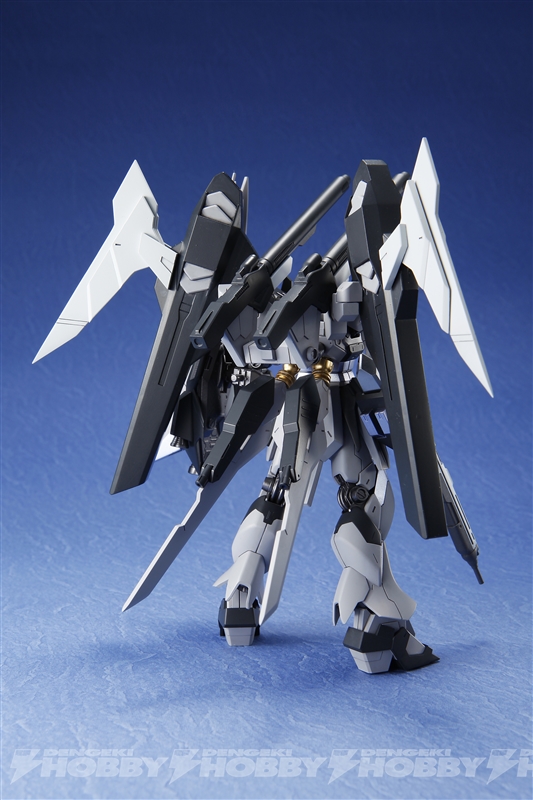 ガンダムビルドファイターズD／Aに登場の「Hi-νガンダムインフラックス