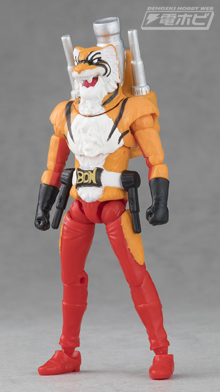 仮面ライダーZX、タイガーロイド、ディケイドに加え、コアファン必携の