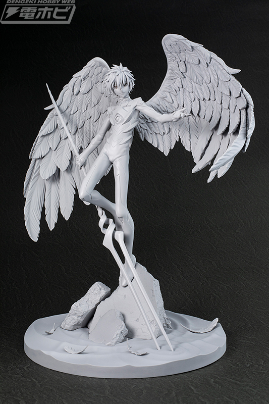 ヱヴァンゲリヲン新劇場版』渚カヲルが翼を広げた大迫力の姿で