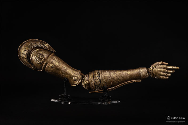 大迫力の1/1スケール！『ELDEN RING（エルデンリング）』赤髪の女剣士