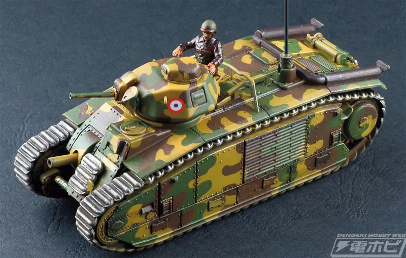 イタレリの1/56スケールキットに、2種類の車両から選んで組み立て