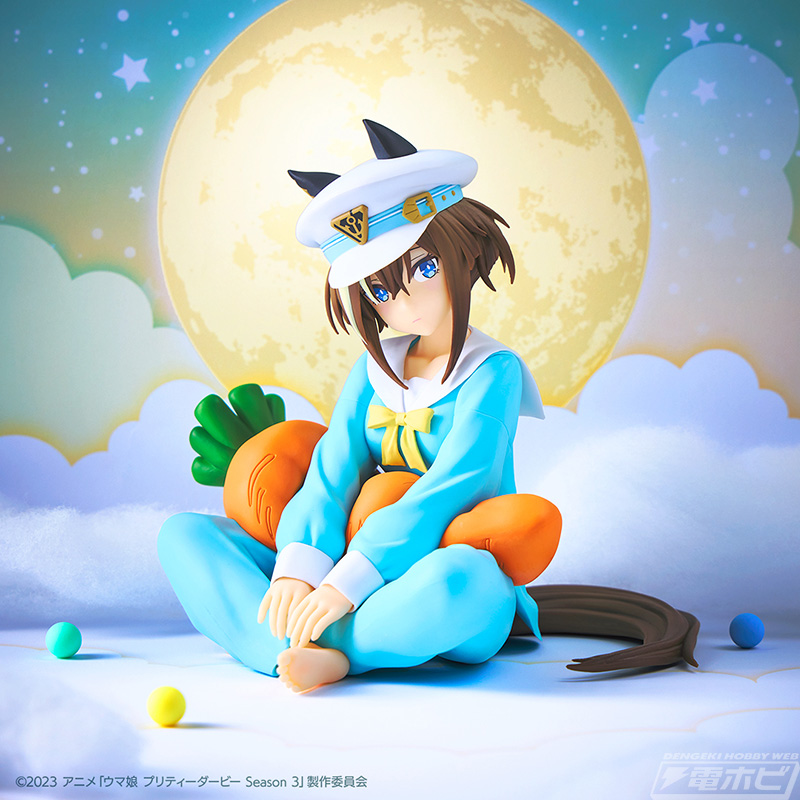 部屋着衣装のキタサンブラックとシュヴァルグランのフィギュアも登場