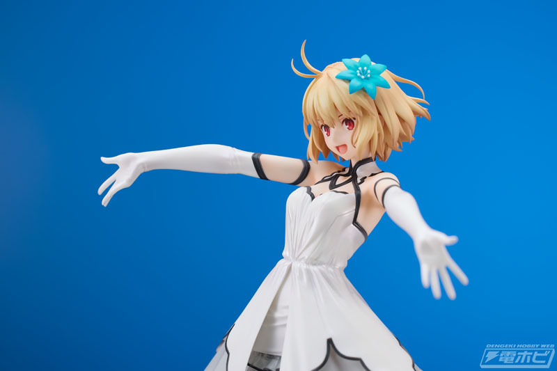 月姫 -A piece of blue glass moon-』より、アルクェイドが耐熱ドレス