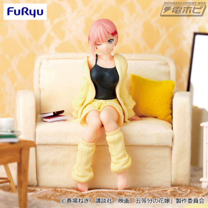 映画『五等分の花嫁』より、ルームウェアを着こなす一花がぬーどる