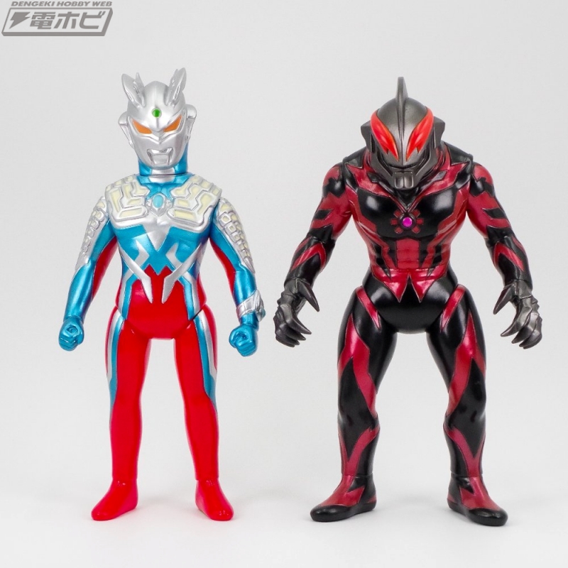 ブルマァクの伝統を受け継ぐソフビモデルの「ウルトラマンゼロ」と