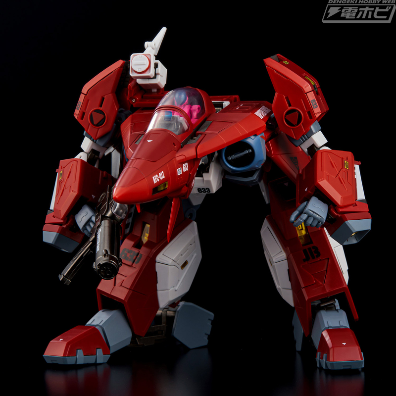 TVアニメ『機甲創世記モスピーダ』より、3形態に変形するメカ